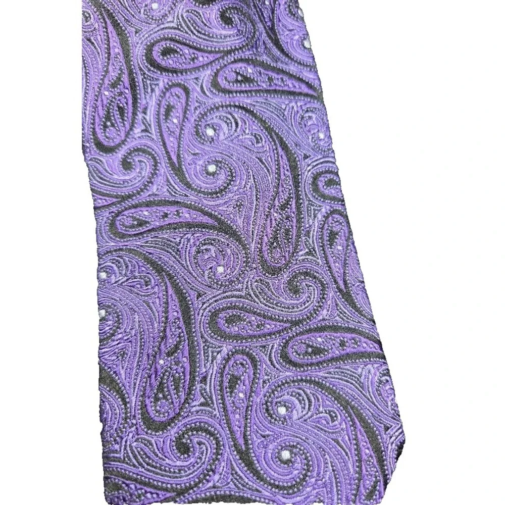 Chaps Men's Silk Tie Purple Black Paisley Pattern Classic Formal Necktie